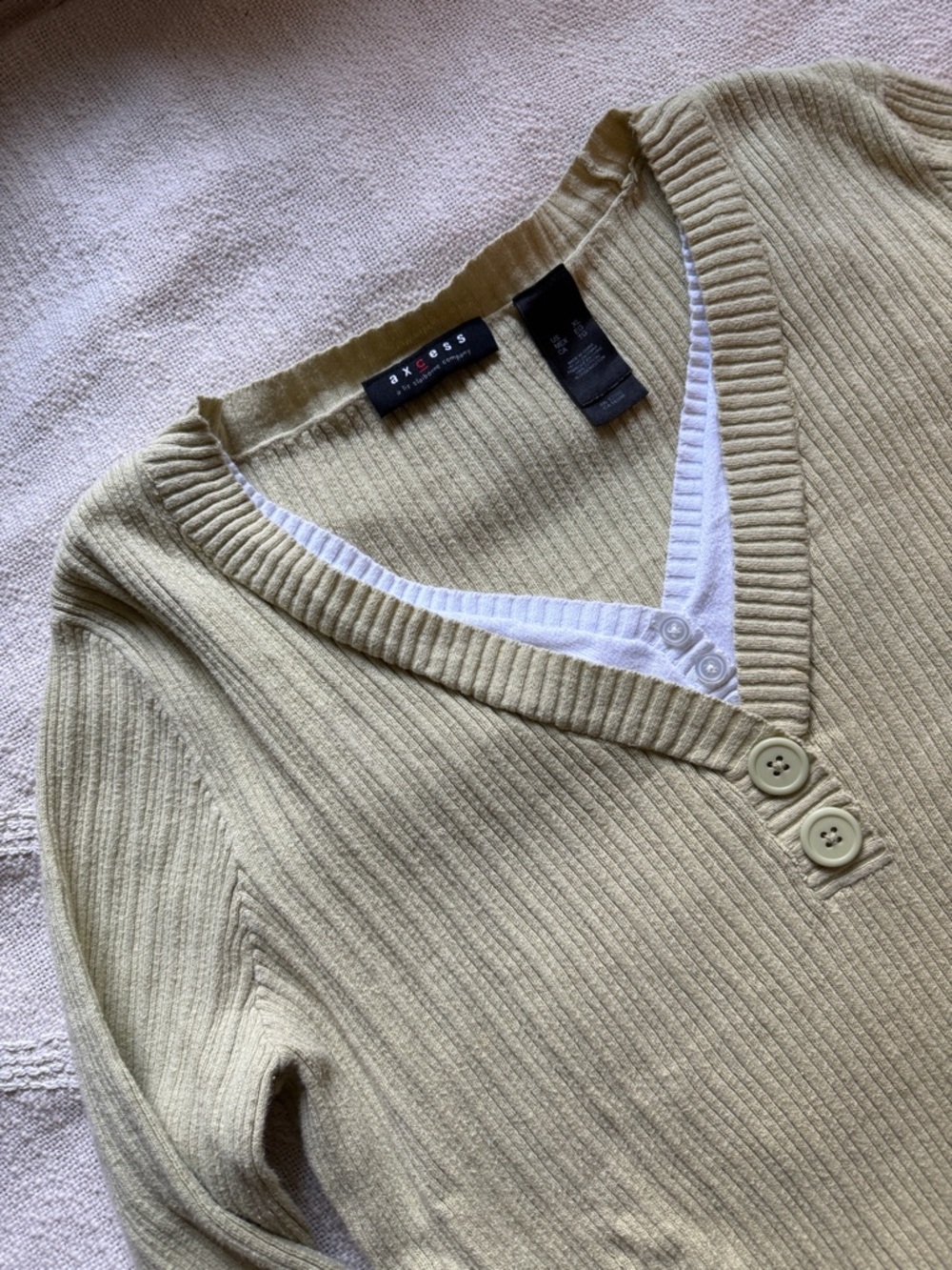 XL Layered V-Neck Long Sleeve Spring Green - Picture 2 of 11